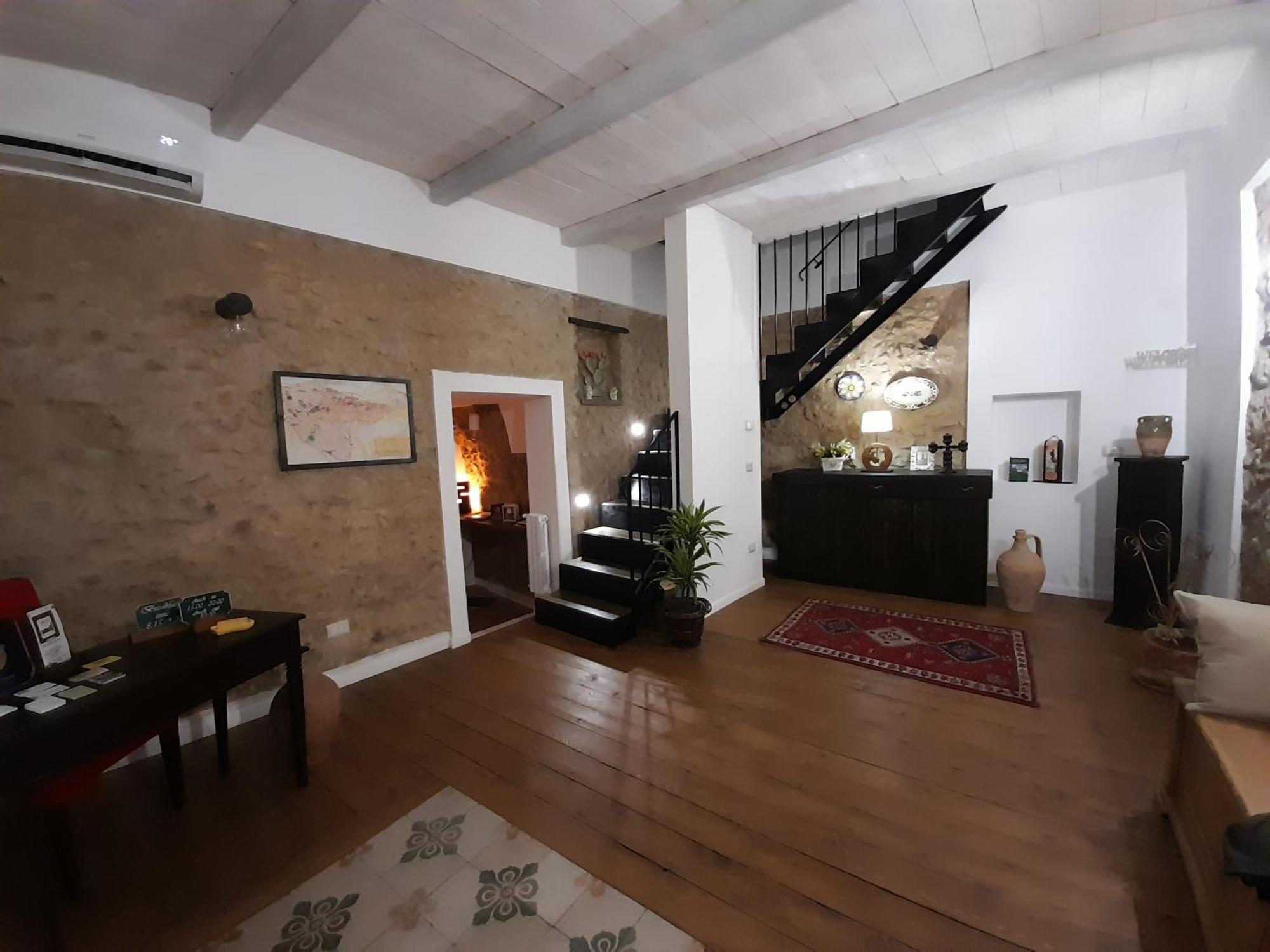 לינה וארוחת בוקר אנה Antica Dimora Historic Building מראה חיצוני תמונה