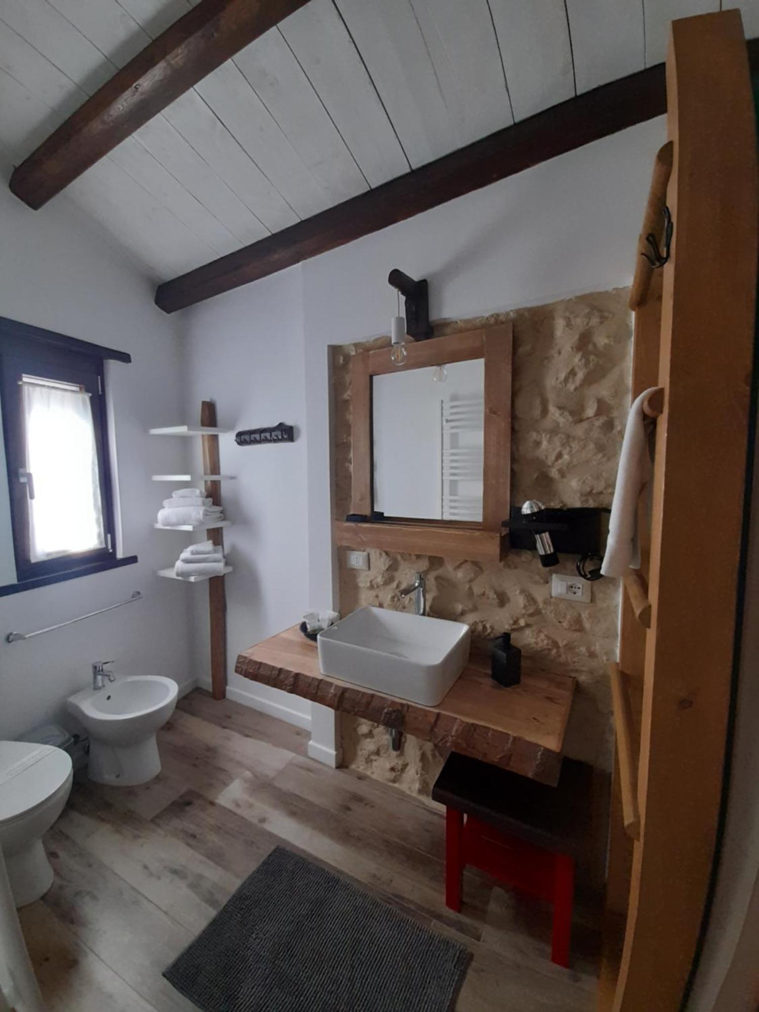 לינה וארוחת בוקר אנה Antica Dimora Historic Building מראה חיצוני תמונה